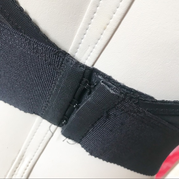 Beaded Lace & Velvet Bustier - Picture 6 of 9